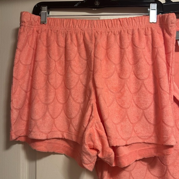 NWT- Ladies 2 pc Lounge/Pj Set - Picture 6 of 7